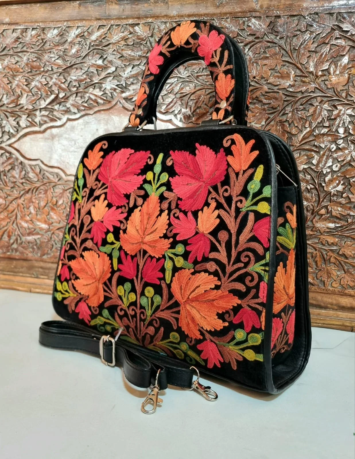 Ari Work Sling Bags - Image 4