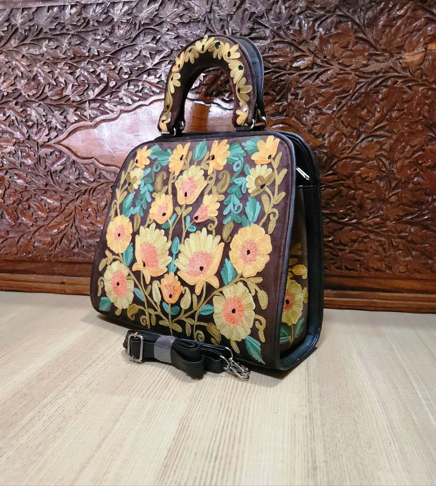 Kashmir Ari Work Embroidery Leather Ba Model #7