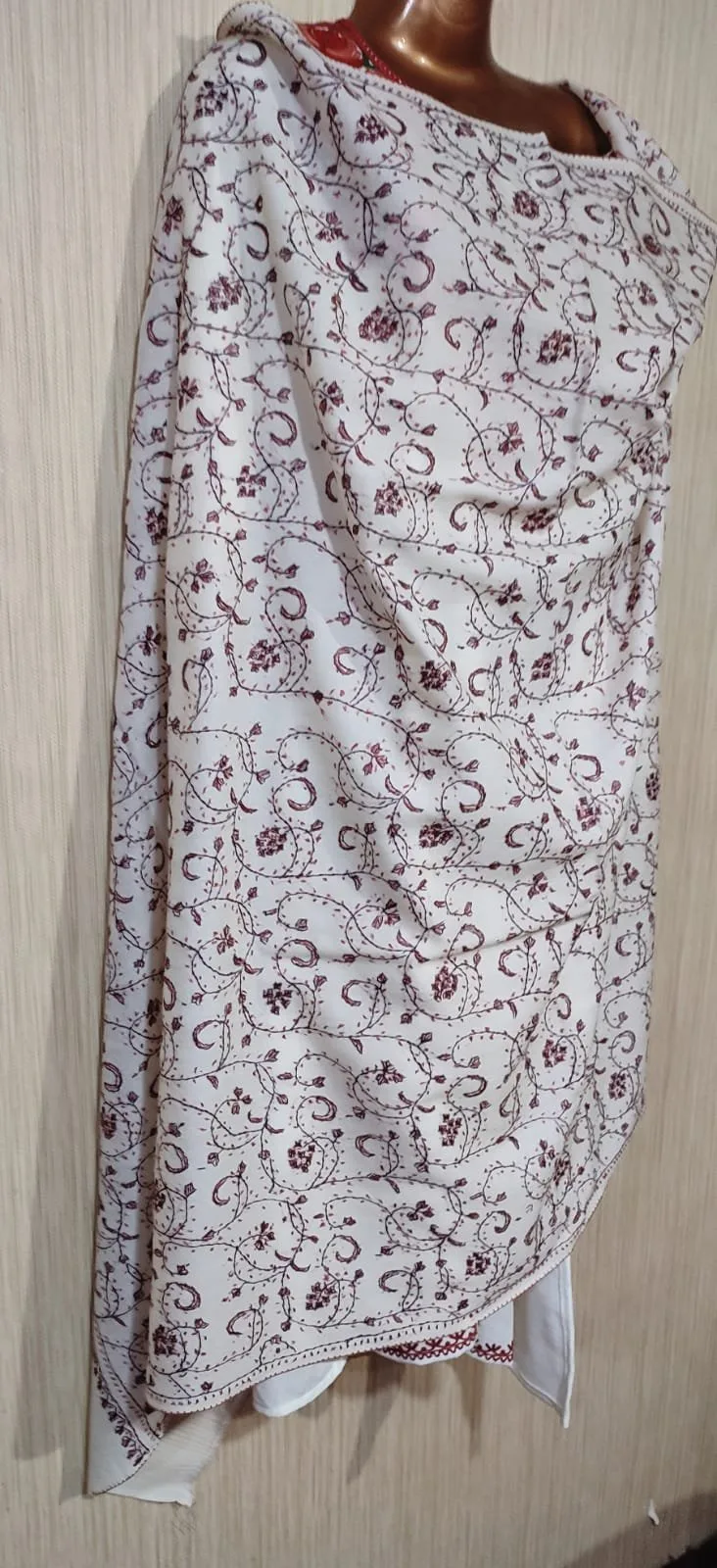 Pashmina Kashmiri Shawl Beige, Full Embroidery Work - Image 2