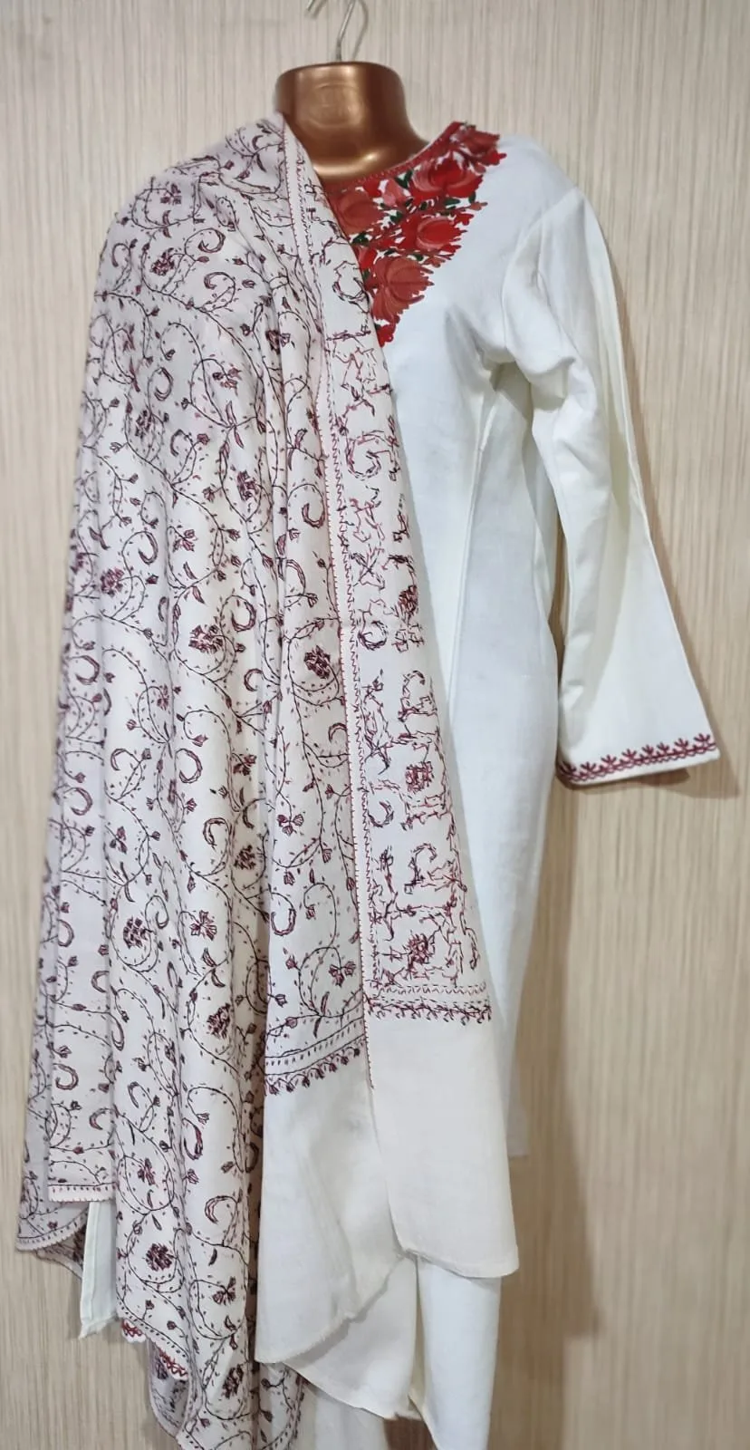 Pashmina Kashmiri Shawl Beige, Full Embroidery Work - Image 4