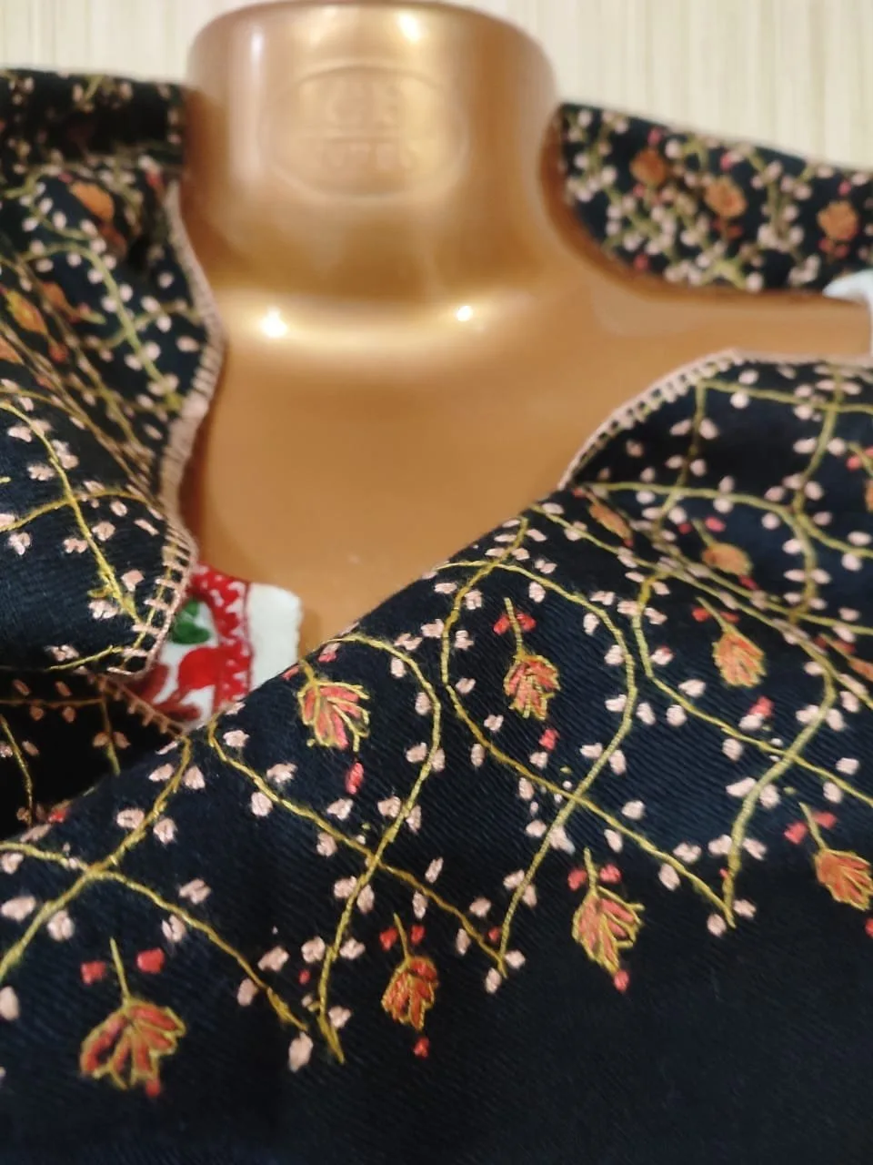 Pashmina Shawl Black, Full Jalidaar Embroidery