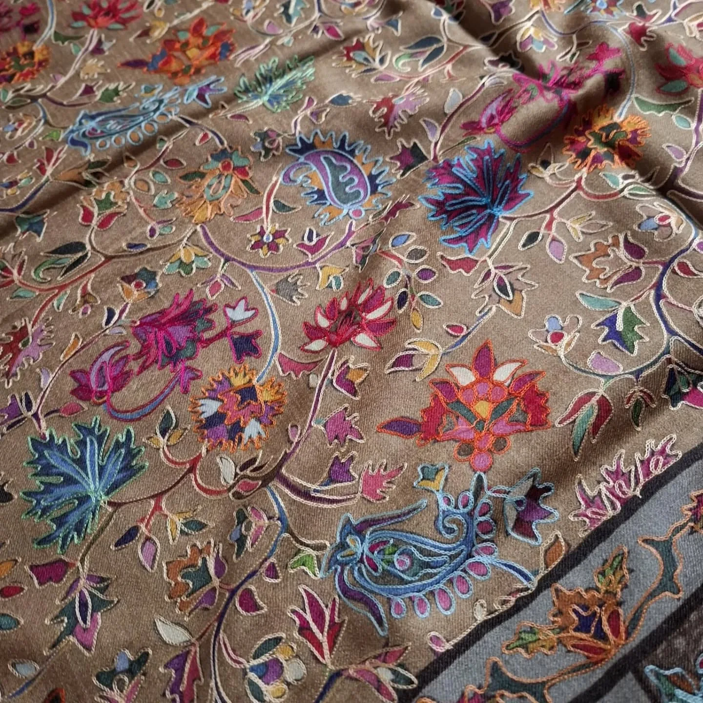 Pashmina Kashmiri Shawl Blue, Full Embroidery Work - Image 5