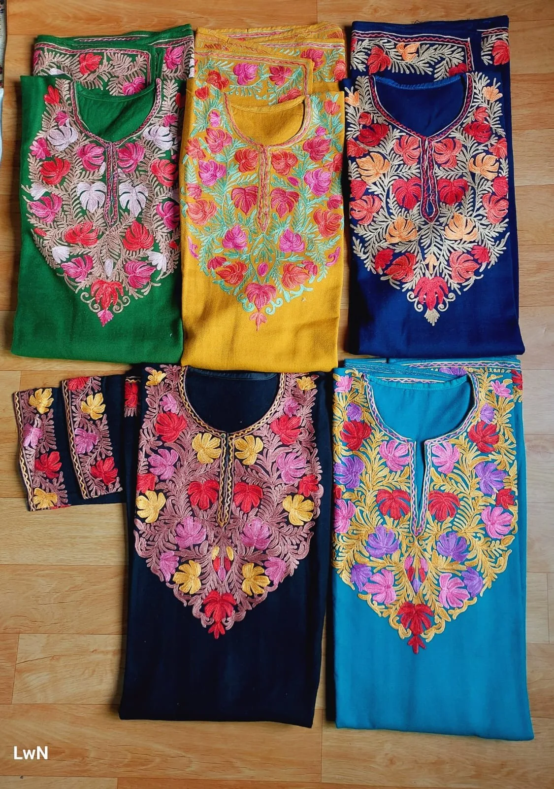 Aari Chinar Work on Super Cashmilon Pherans - Image 2