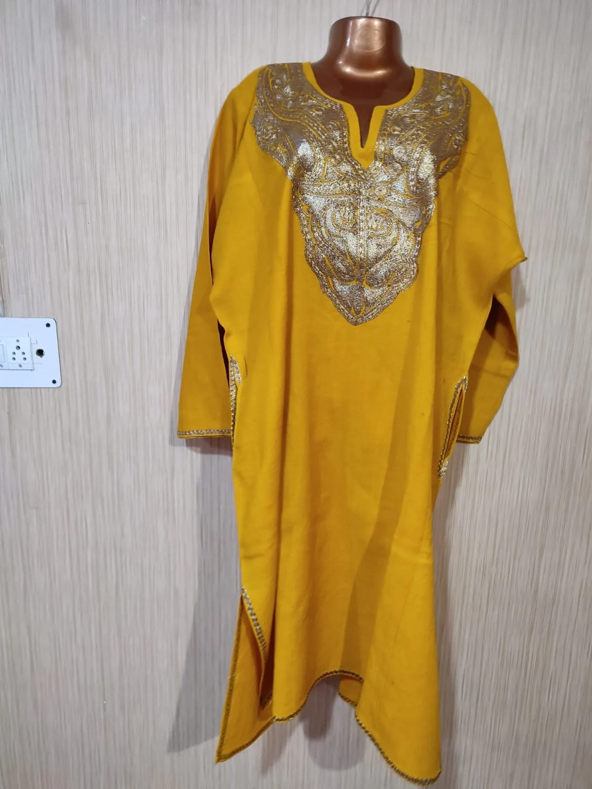 Golden Tilla Work Cashmere Wool Pheran in Yellow - Image 6