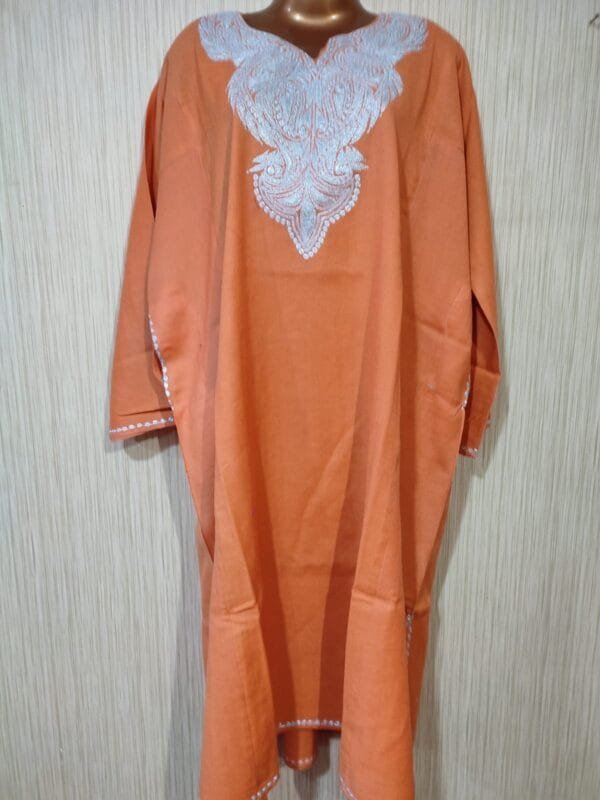 Tilla Work Raffle Wool Kashmiri Pheran in Orange Colour - Image 6