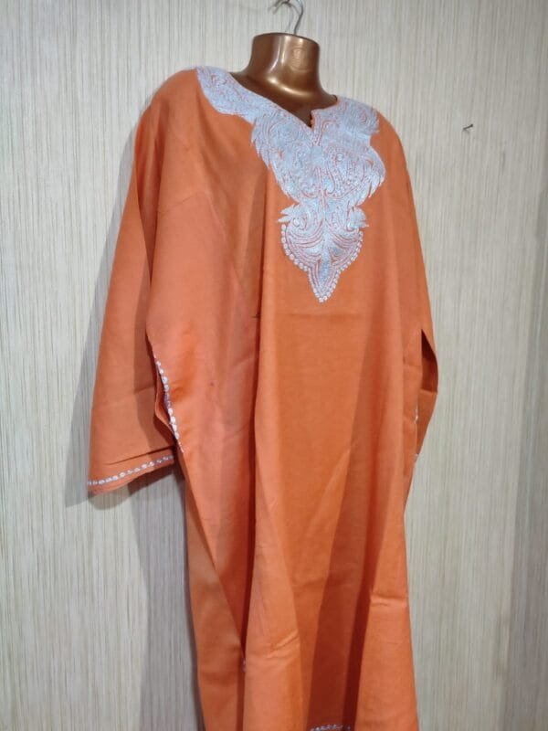 Tilla Work Raffle Wool Kashmiri Pheran in Orange Colour - Image 5