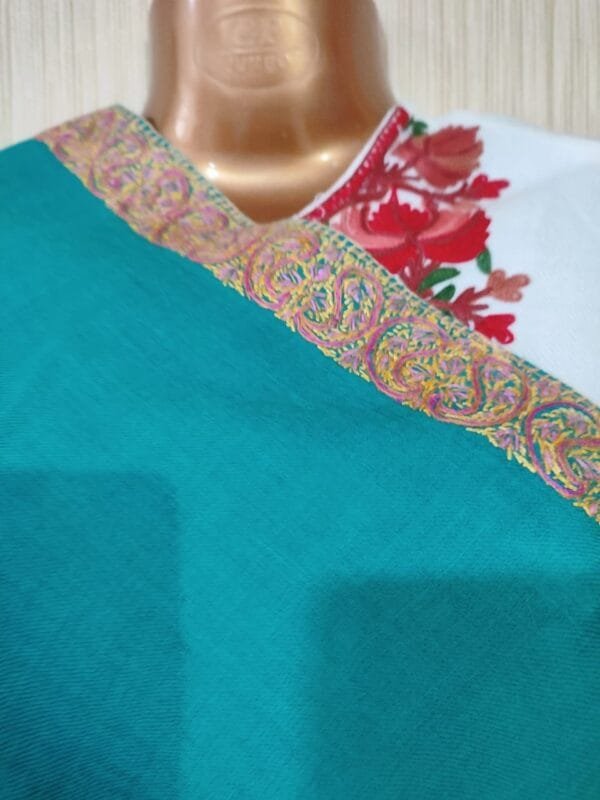 Pashmina Kashmiri Shawl Aquamarine, Border Embroidery