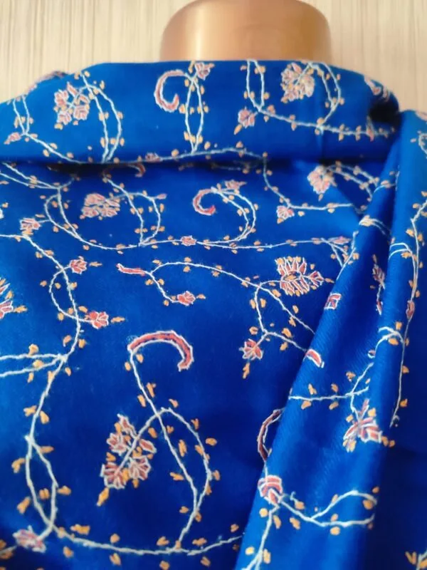 Pashmina Kashmiri Shawl Blue Jaalidaar - Image 3