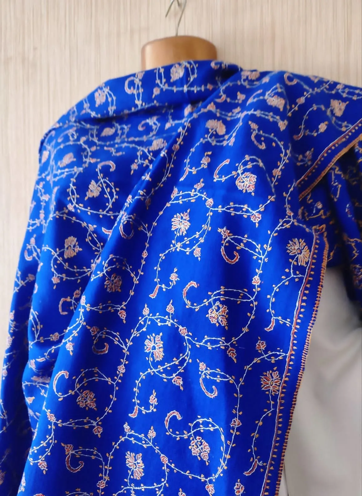 Pashmina Kashmiri Shawl Blue Jaalidaar - Image 5
