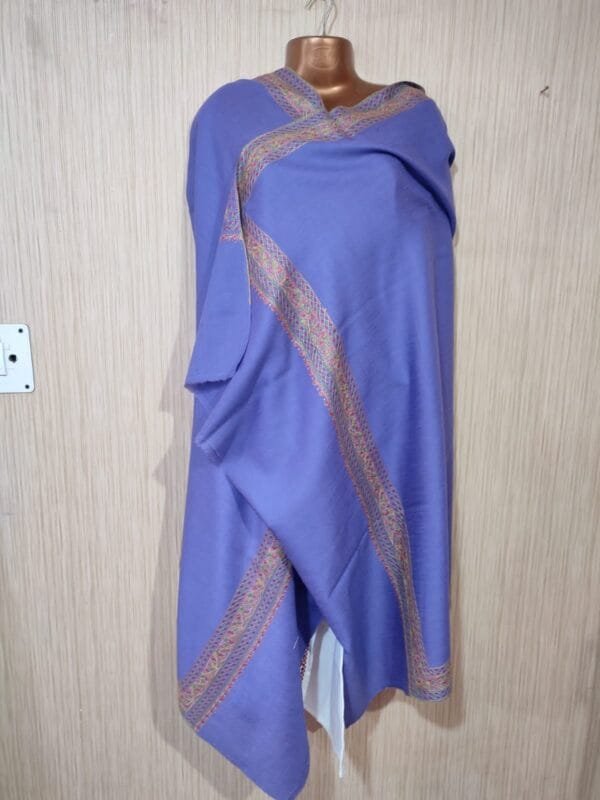 Pashmina Kashmiri Shawl Lavender, Embroidery - Image 6