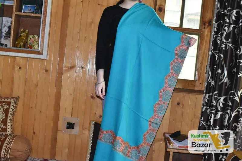 Pashmina Kashmiri Shawl Azure, Border Embroidery - Image 3