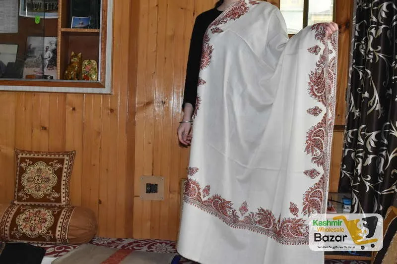 Pashmina Kashmiri Shawl White, Border Embroidery - Image 3