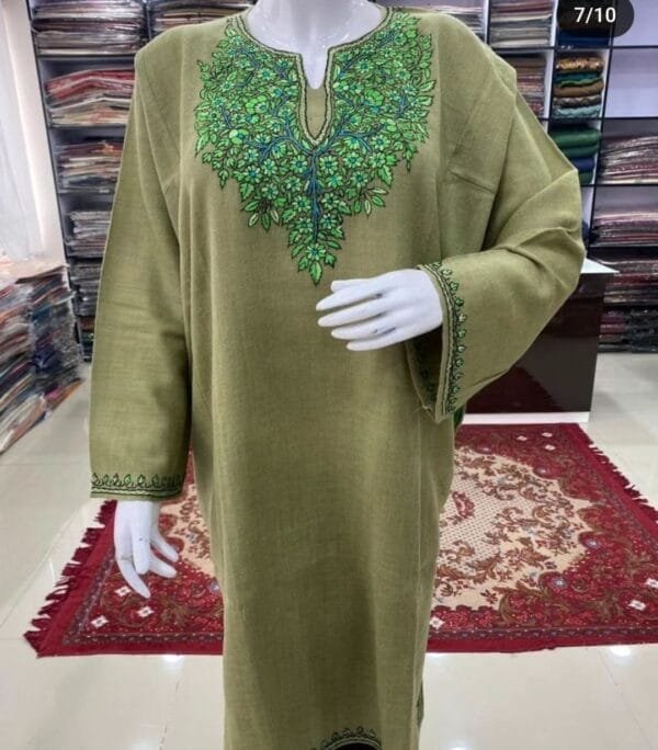 Sozni Work Ladies Woollen Pheran in Light Green Color